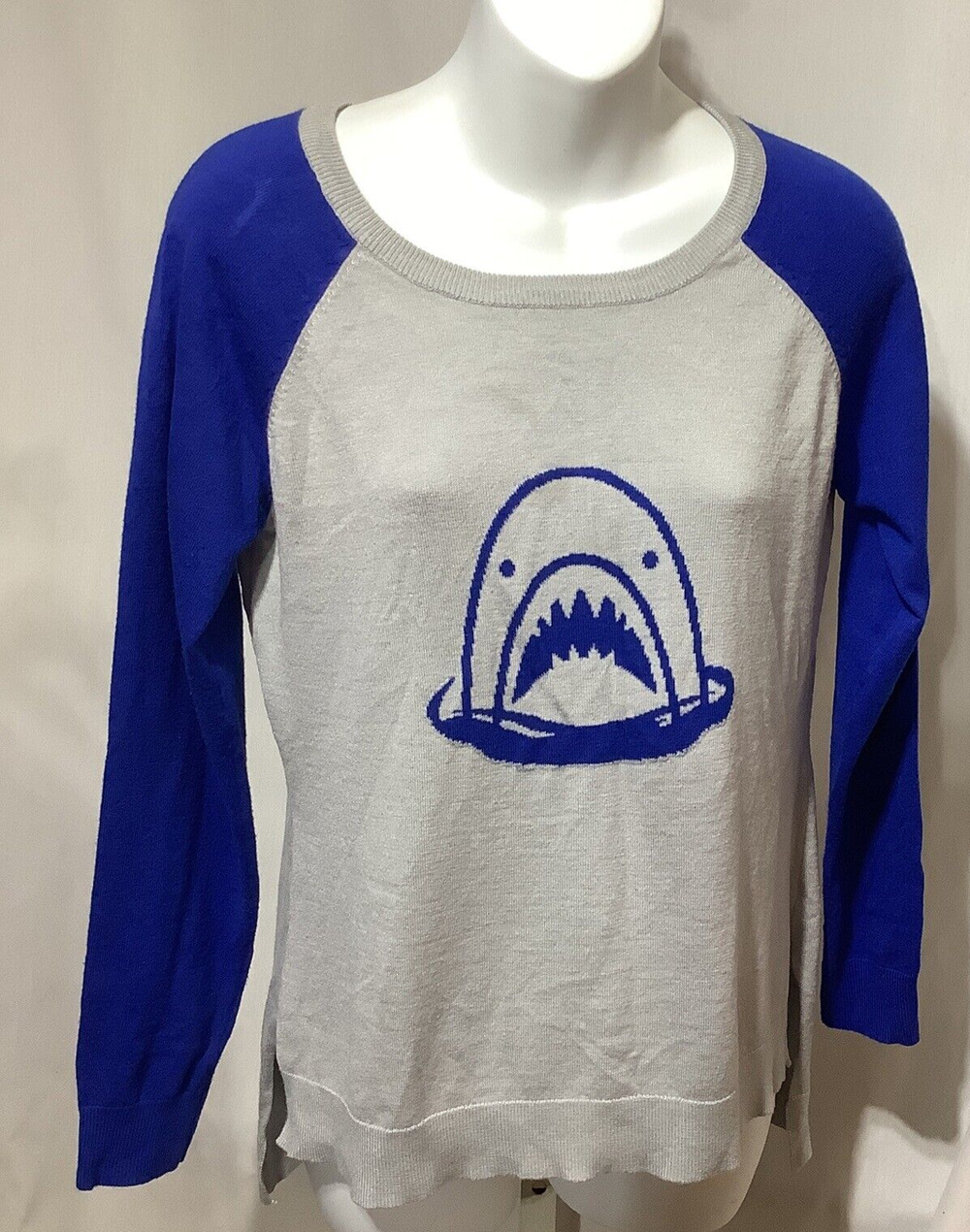 Rue21 Womens Shark Knit Raglan Sweater Grey Blue Large Shark Week Novelty